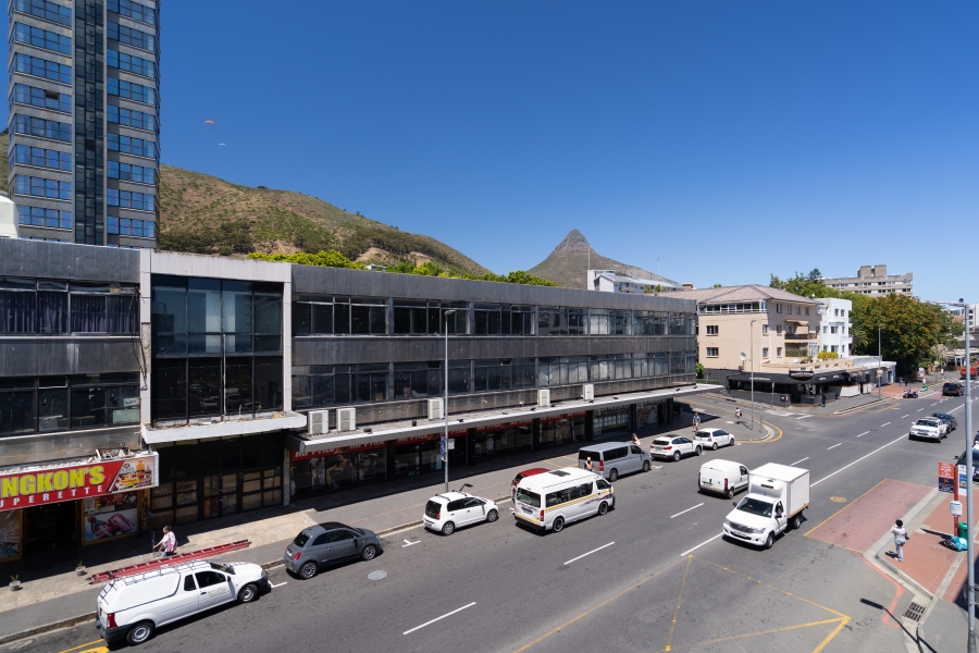 3 Bedroom Property for Sale in Three Anchor Bay Western Cape